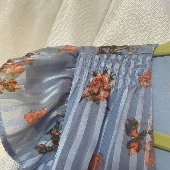 ASTR The Label Dress, Gorgeous Blue Floral, Like New, Size M, One of a Kind! - Picture 8 of 10